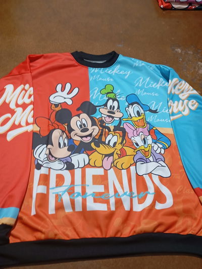 Buzo Mickey amigos