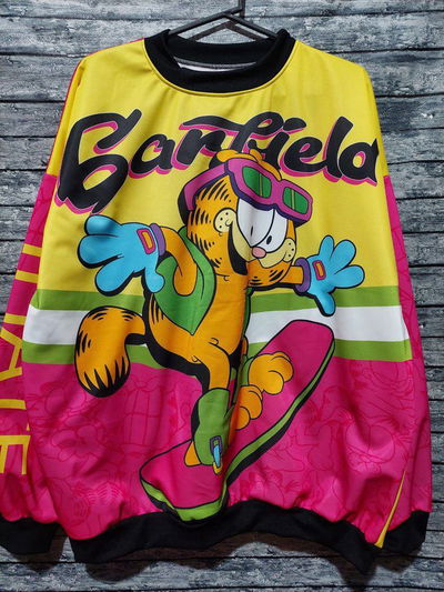 Buzo garfield patineta