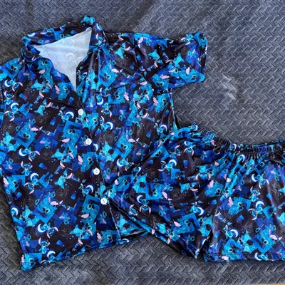 Pijama stitch oscuro camisero talle 5