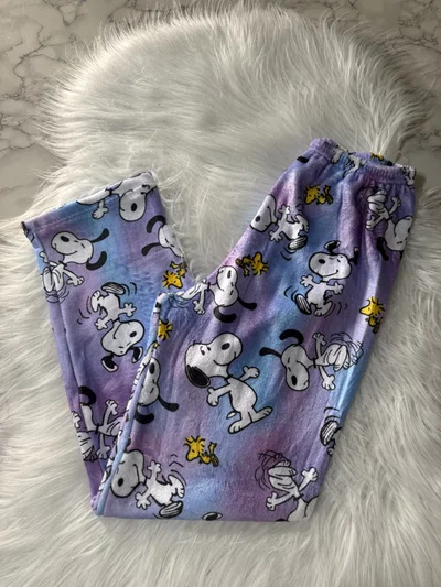 Pantalón polar snoopy lila talle 5