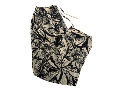 Pantalon fibrana negro, hojas y flores blancas talle 10