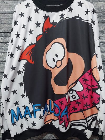 Buzo Mafalda estrellas 