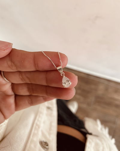 Collar Gota