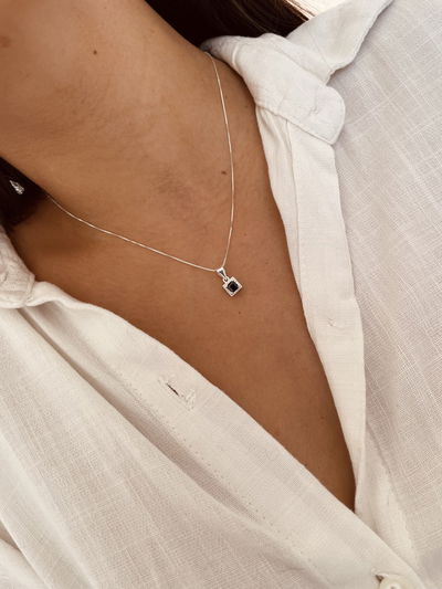 Collar Elois Negro