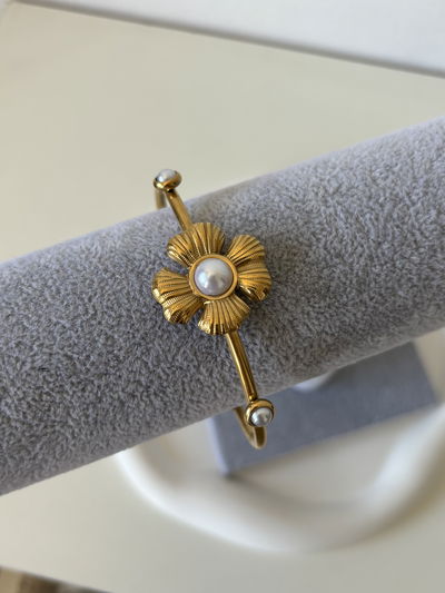 Esclava flowers de a.d