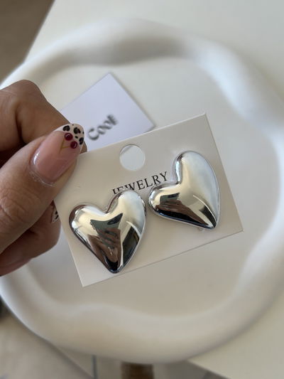 Aros corazones plateados (de metal)