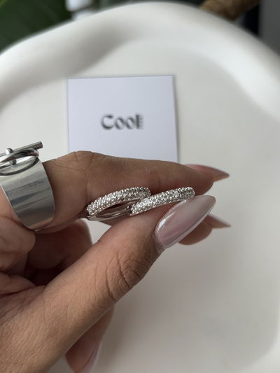 Argollas clásicas micropave de a.b (18mm)