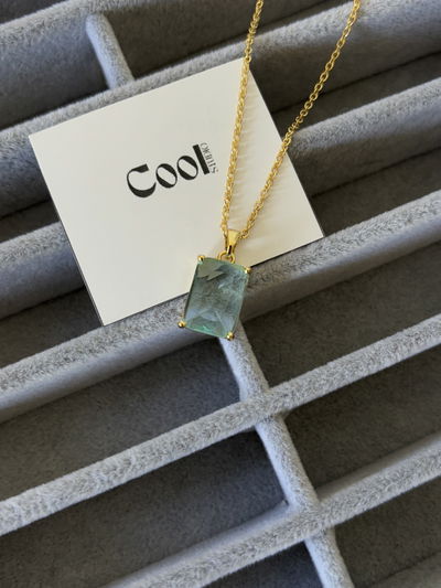 Collar gema celeste de oro laminado y cadena enchapada