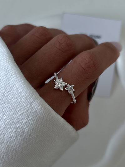 Anillo flores cubic (seleccionar talle)