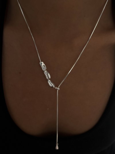 Collar corbatero lali (a.b)