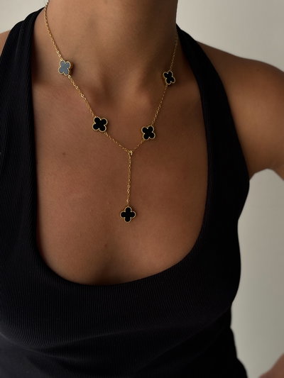Collar corbatero dorado