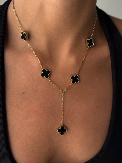 Collar corbatero dorado