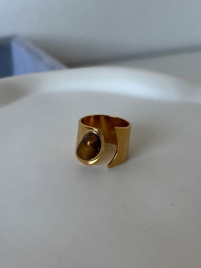 Anillo Tokio con piedra ojo de tigre (talle 16)