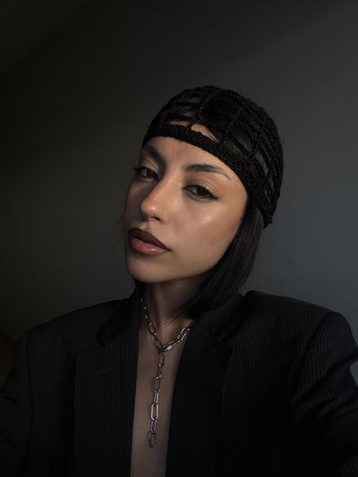 Casquete tejido brillante (negro)