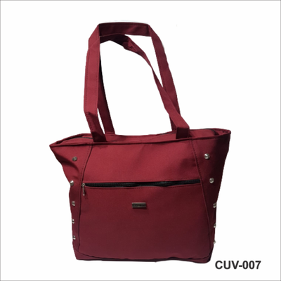 CARTERA TRUKER BONDEADO CON TACHAS