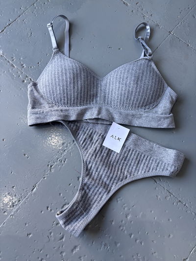 Conjunto morley gris 