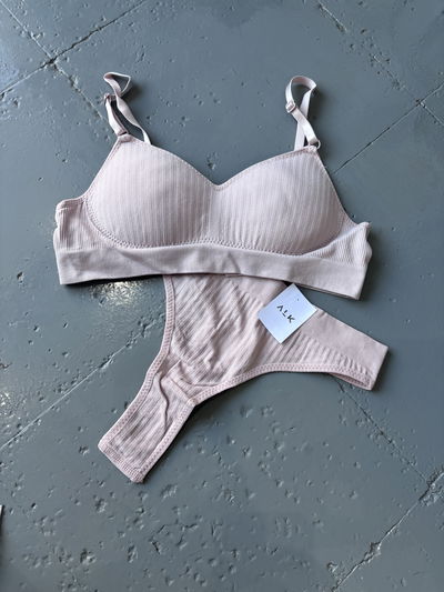 Conjunto morley rosa claro
