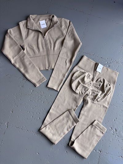   Set Futura beige 