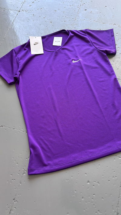 Remera Dri fit violeta