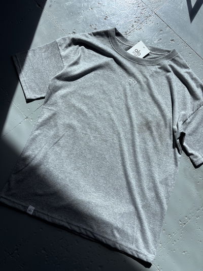 Remeron alo yoga gris oscuro