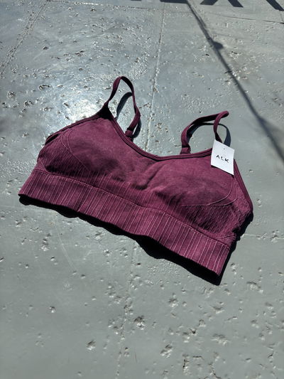  Top Alma bordo