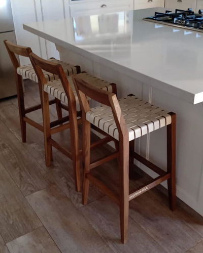Banqueta Ambar (Cuero trenzado Blanco)
