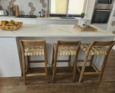 Banqueta Ambar Trenzada en cuero 