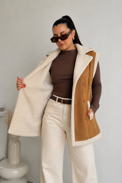 Chaleco corderito premium camel 