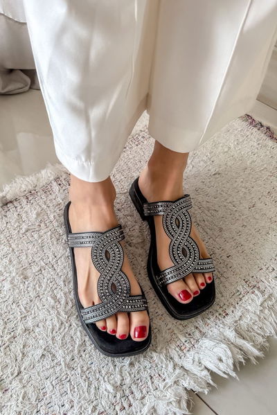 Art.82 Importadas Negro 