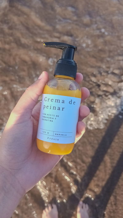 Crema de peinar zanahoria y queratina
