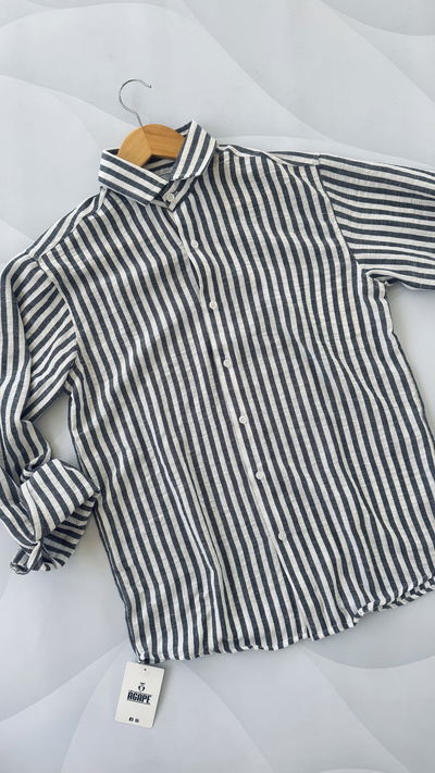 Camisa piere gris oscuro y blanco 
