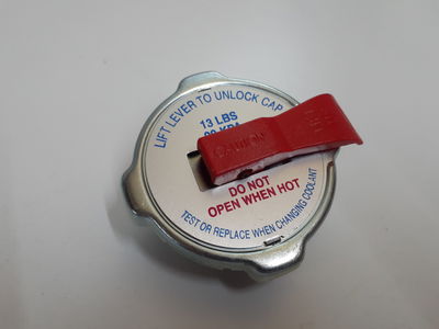 Tapa de radiador con liberador de presion 13lbs