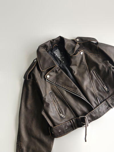 Jacket mocca // $57000 en efectivo