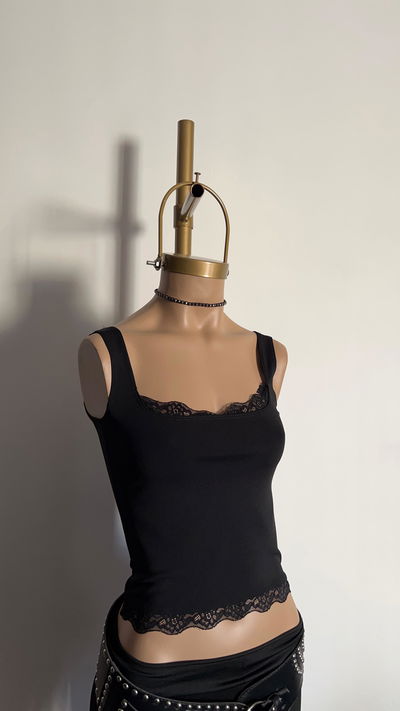 Top Lola // $12000 efectivo