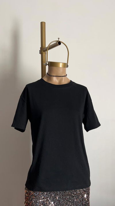 Remera básica // $15300 efectivo