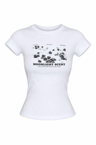 Babytee Moon // $12500 efectivo