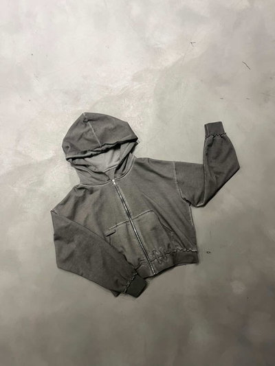 Campera Grey // $41500 efectivo