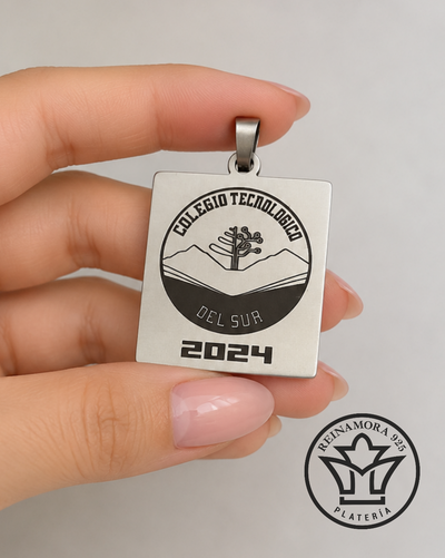 Medalla Acero Quirúrgico Colegio Cuadrada 25mm