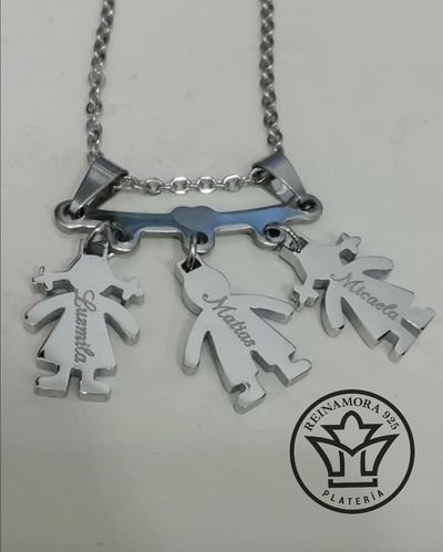 Cadena + 3 nen@s + Percha + Grabado Nombres