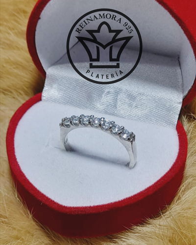 Anillo Plata 925 Cz Medio cintillo 2.5mm 2.5gr