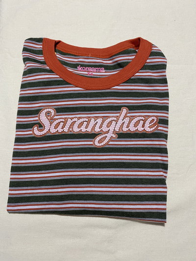 Remera Saranghae marrón y rosa 
