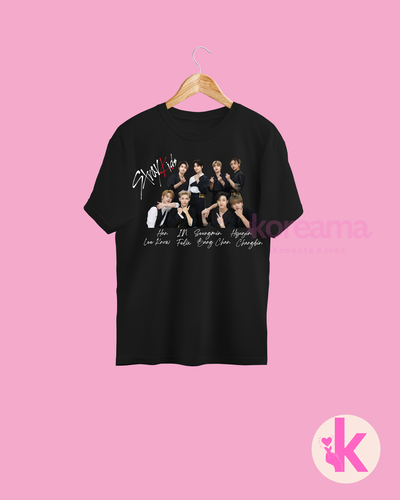 Remera Stray Kids (blanca o negra)