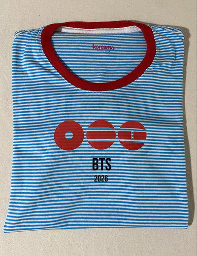Remera rayada Logo BTs
