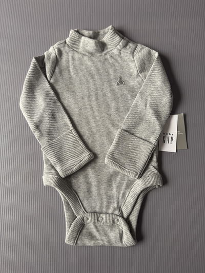 BODY POLERA GRIS GAP