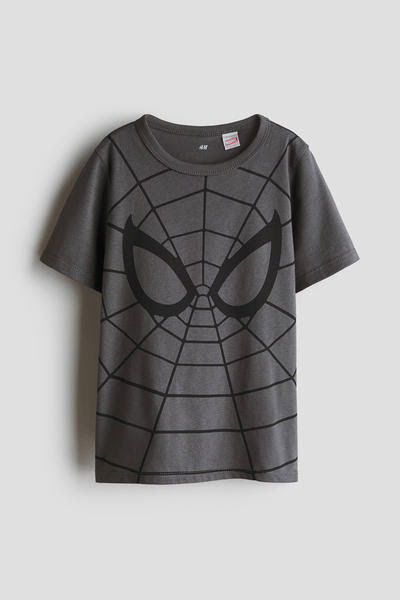 REMERA H&M HOMBRE ARAÑA