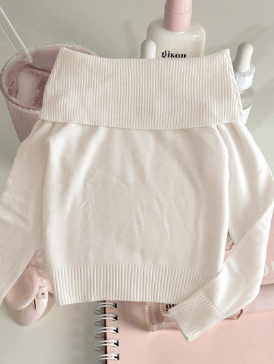 Sweater Clean Girl
