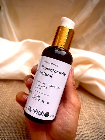 Protector solar natural 40 FPS con betacarotenos