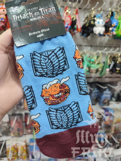 Medias soquetes Ataque a los Titanes 