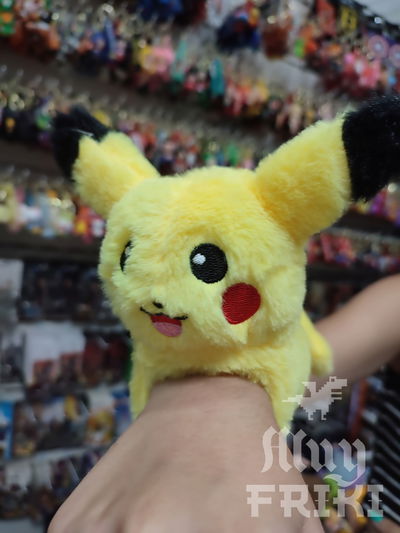Pulsera peluche Pikachu Pokémon 