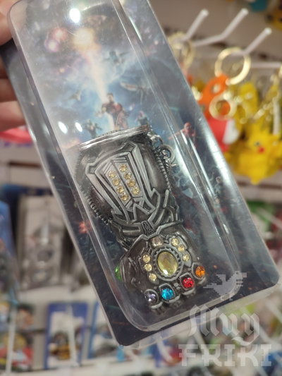 Llavero guante Thanos Marvel